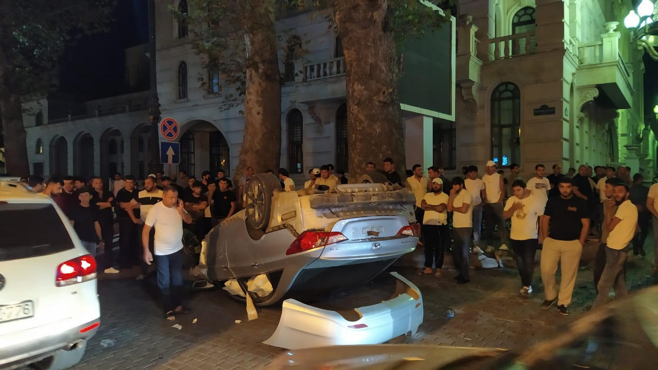 Gəncədə \\\"Hyundai\\\" aşdı - FOTO