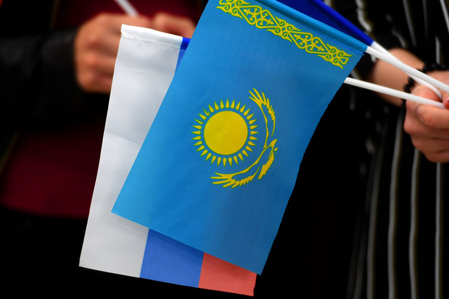 Rusiyanın Qazaxıstandakı baş konsulu vəzifəsini tərk edib