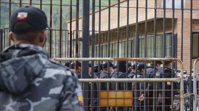 Ekvadorda 6 həbsxanada 57 mühafizəçi və 7 polis girov saxlanılıb