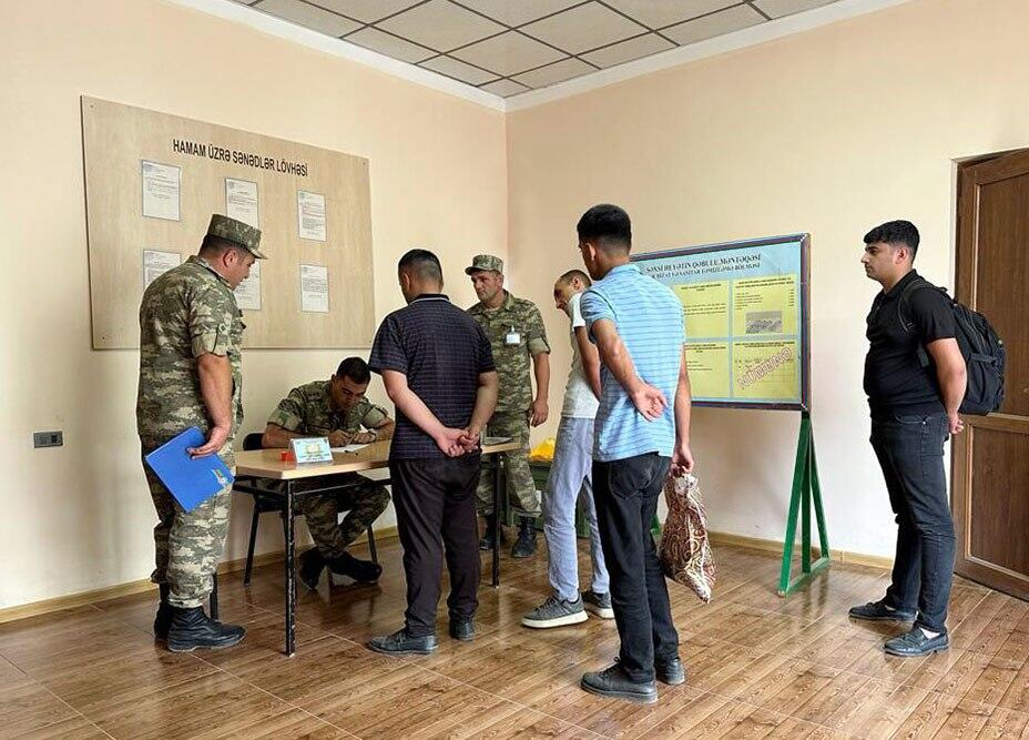 Ehtiyatda olan hərbi vəzifəlilər təlimə çağırıldı - FOTO