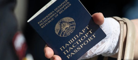 Belaruslulara xaricdə pasport almaq qadağan edilib