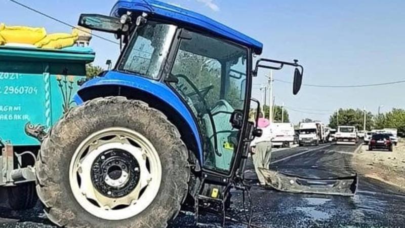 Traktorla avtobus toqquşdu: Xeyli yaralı var