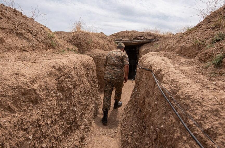 Düşmən Füzuli istiqamətində səngərlər qazmağa cəhd göstərdi, Ordumuz qarşısını aldı