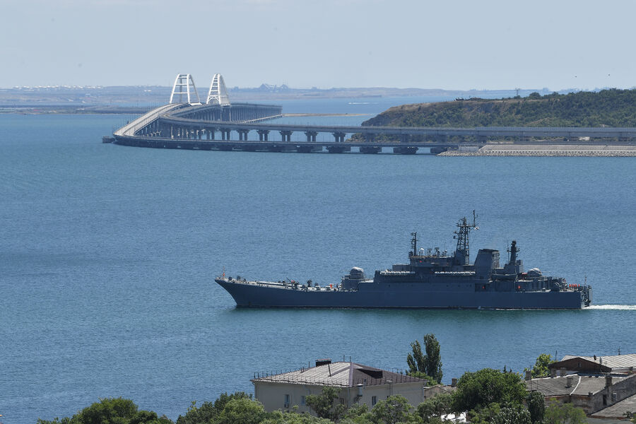Krım körpüsündə nəqliyyatın hərəkəti dayandırılıb