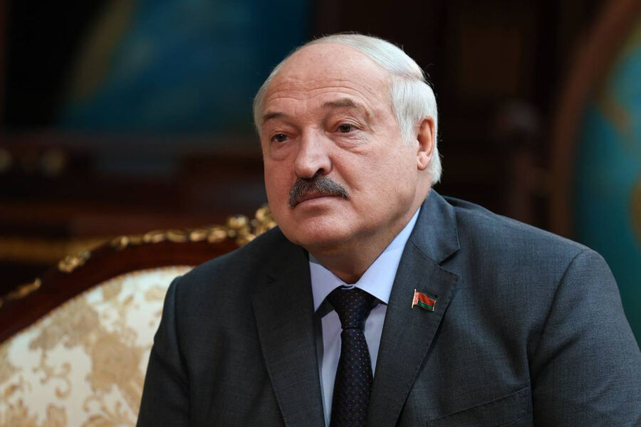 Lukaşenko Belarusun Polşaya münasibətindən danışıb