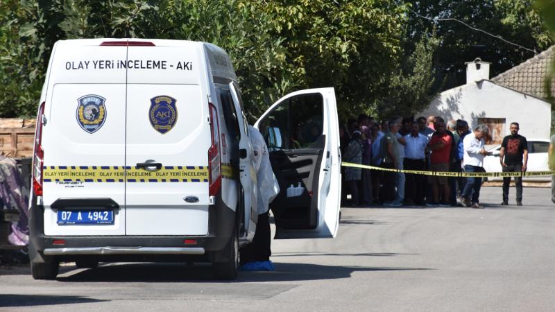 Arvadını ov tüfəngi ilə öldürdü