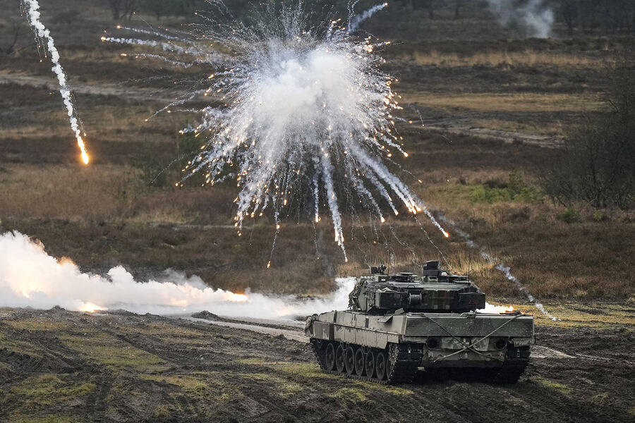 Kanada Ukraynaya 482 milyon dollar və Leopard 2 tanklarını köçürəcək