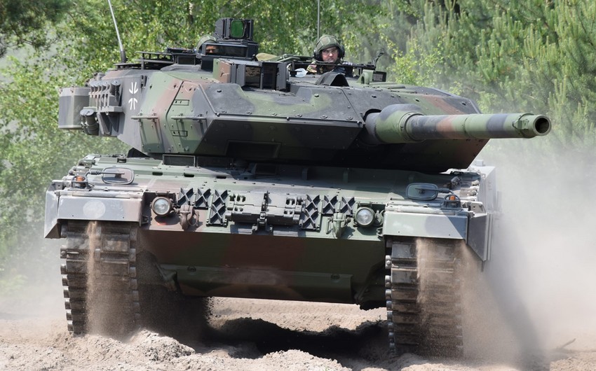 Rusiya kəşfiyyatçıları Bundesverdən olan ekipajla birlikdə “Leopard” tankını məhv ediblər