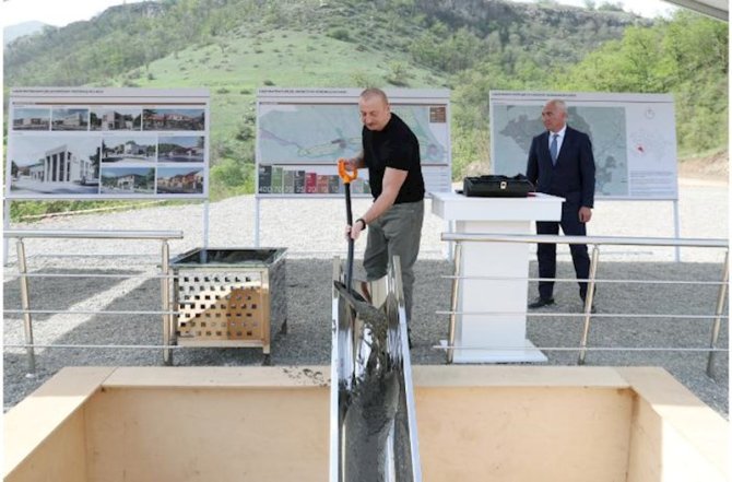 Prezident Zəngilan kəndinin təməlini qoydu