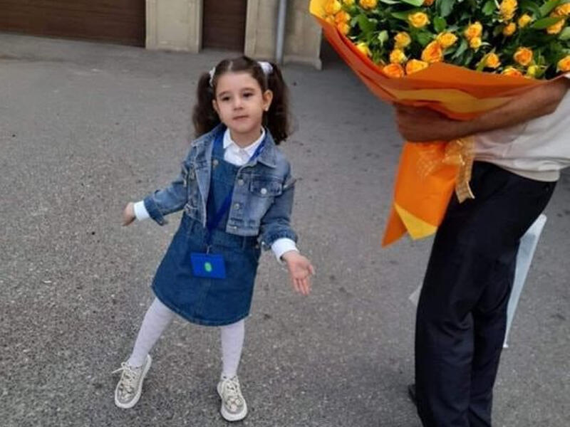 Gəncə hücumunda valideynlərini itirən Nilayın FOTOsu