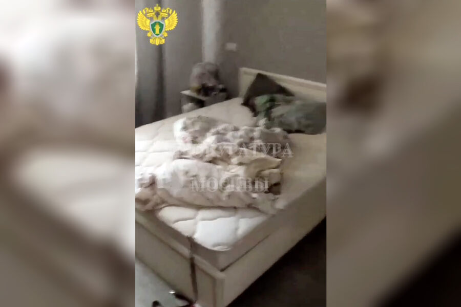 Mənzildə körpə uçaq tapıldı
