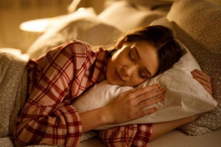Yaponiya hökuməti əhaliyə səsləndi: 6 saatdan az yatmayın
