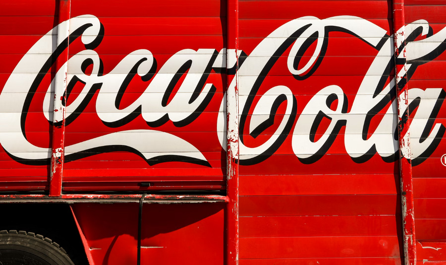 Coca-Cola ukraynalı uşaqların satışı ilə məşğul olub