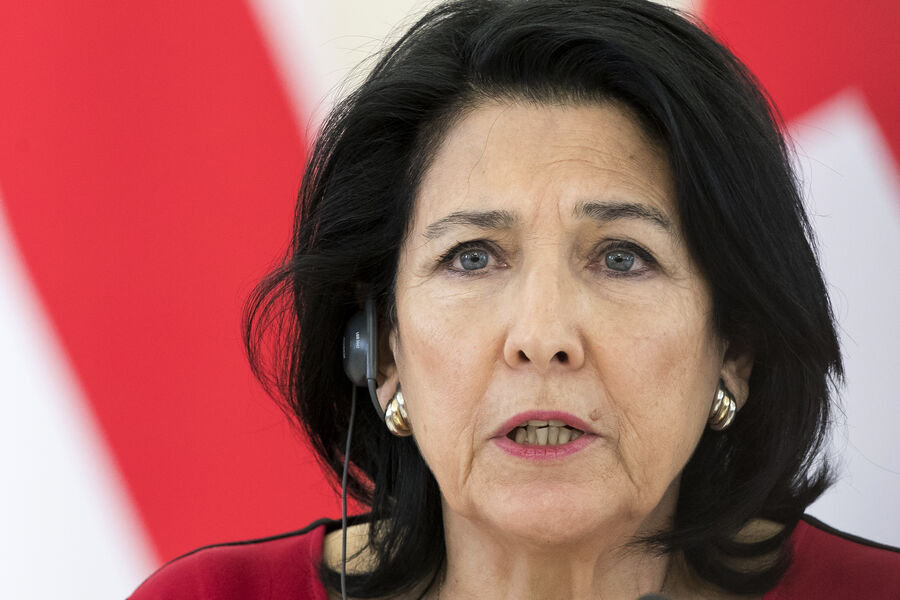 Gürcüstan prezidenti tərəfdaşlarını Rusiya nın Abxaziyada baza yaratmaq planlarına cavab verməyə çağırıb