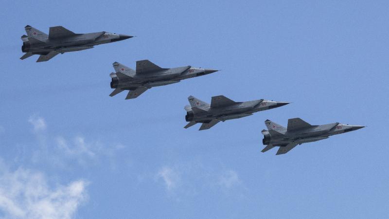 Rusiya Mig-31-i ABŞ təyyarələrinə qarşı qaldırdı