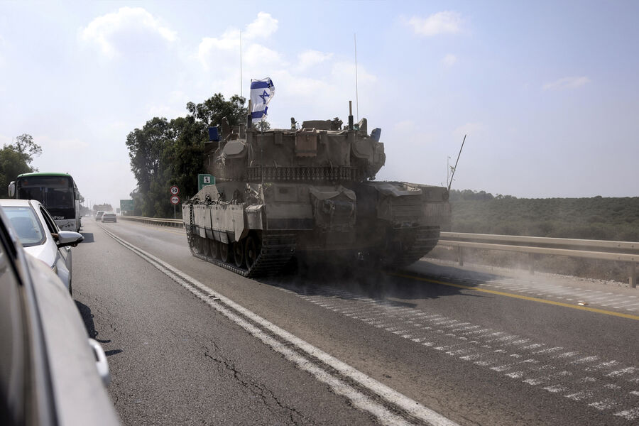 İsrail ordusu Qəzza zolağında HƏMAS-ın 120 hədəfinə hava zərbələri endirib