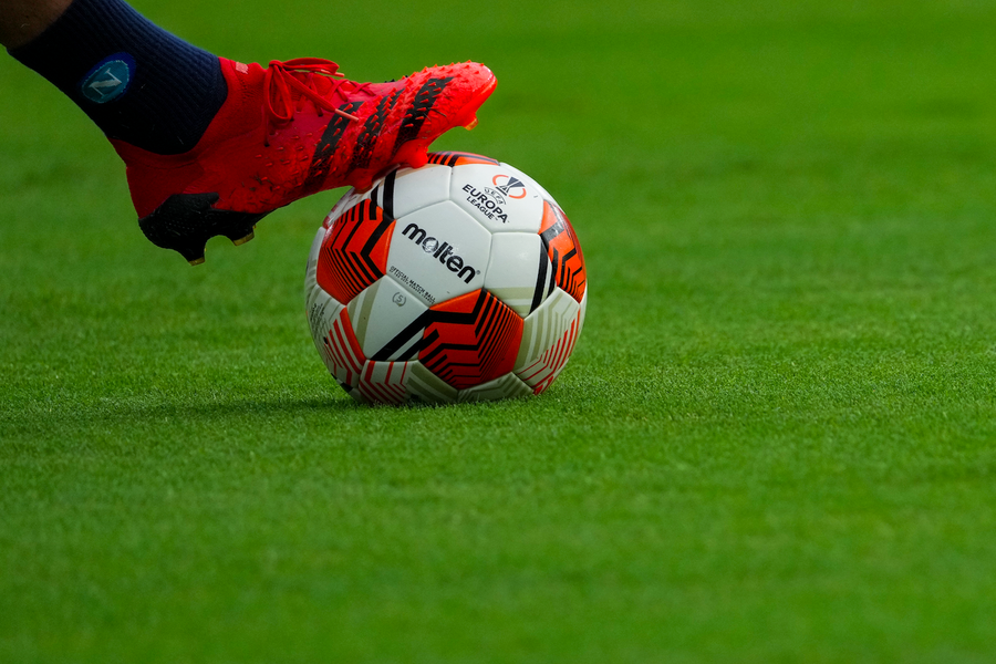 Futbol məşqçisi cinsi təcavüzə görə 20 il müddətinə futboldan uzaqlaşdırılıb