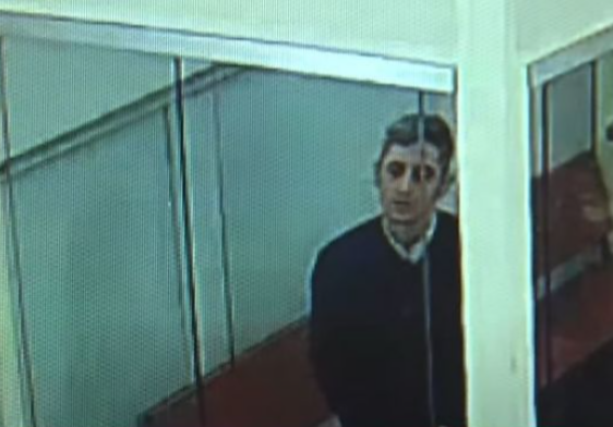 Söyüş üstündə dəhşətli qətl: Məhkəmə əmisini bıçaqlayan şəxsə hökm oxudu