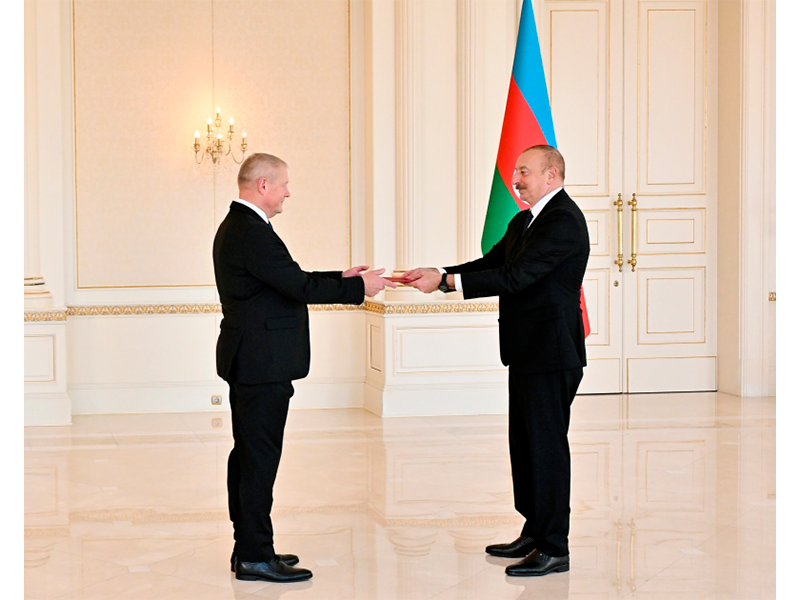 İlham Əliyev Latviya səfirinin etimadnaməsini qəbul edib - FOTO