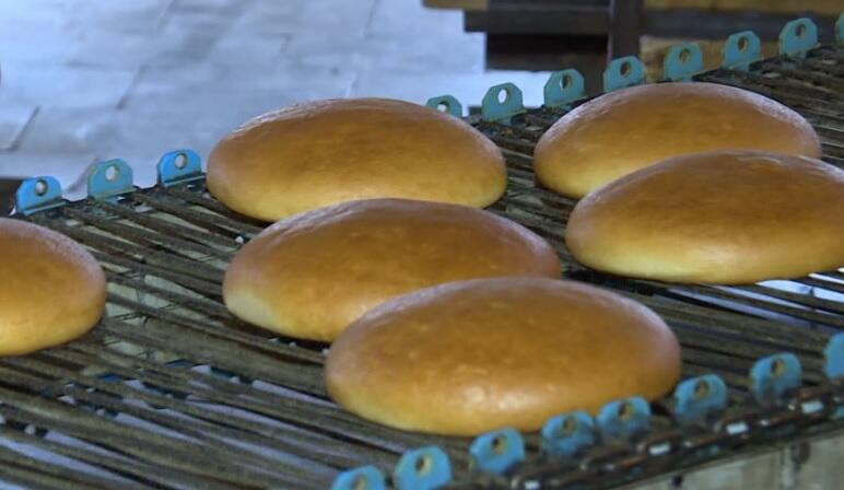 Çörəyin ucuzlaşmasının səbəbi açıqlandı