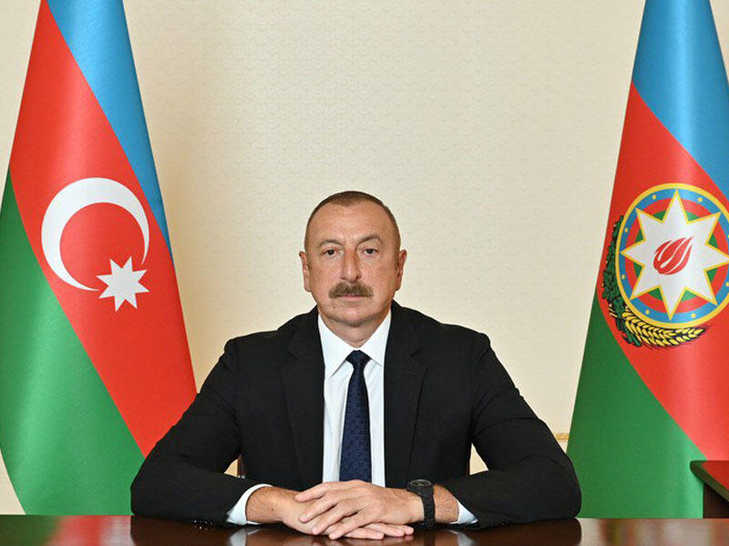 Azərbaycan Prezidenti əlcəzairli həmkarını təbrik edib