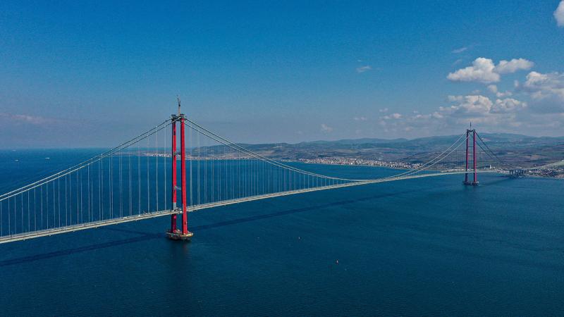 Çanaqqala boğazı gəmi trafikinə bağlanıb