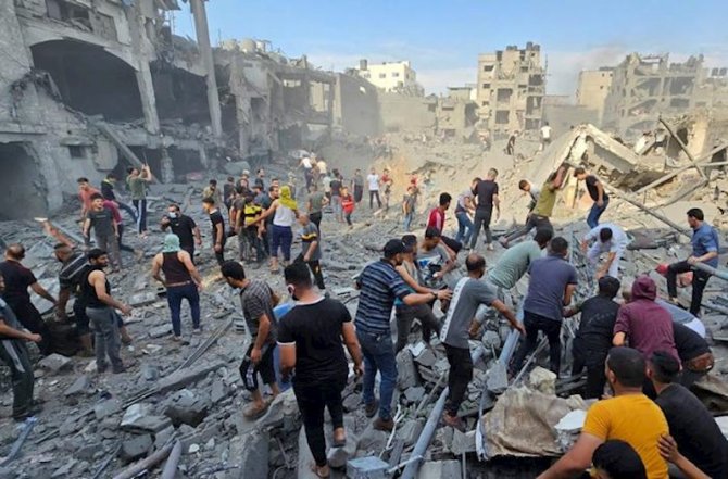 Qəzzada bombalanan qaçqın düşərgəsində 17 nəfər ölüb – KİV