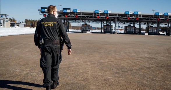 Finlandiya Rusiya ilə sərhədə qoşun yeritdi