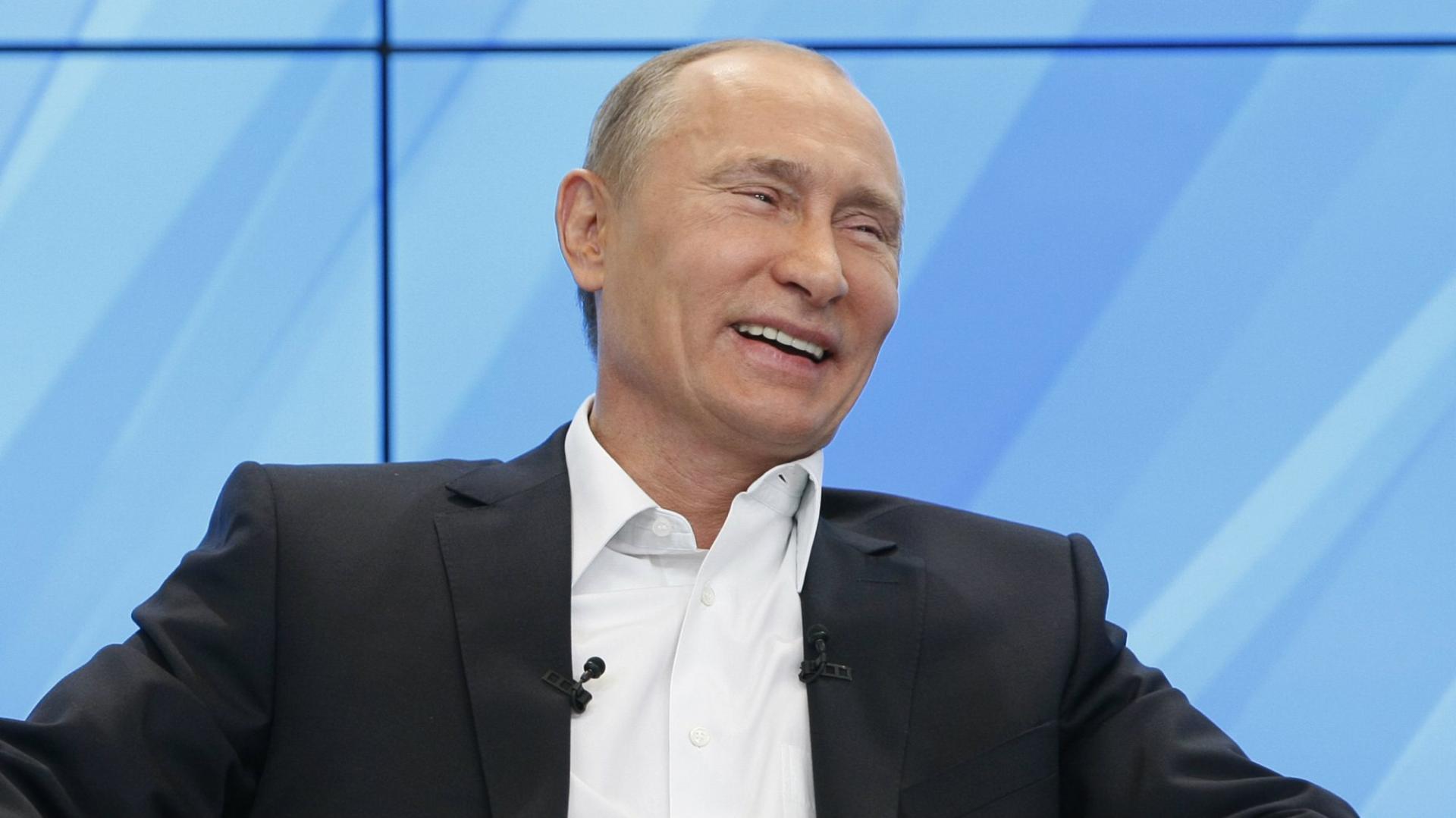 Putinə sualı olanlar bu nömrələrə zəng edə bilər  - TARİX AÇIQLANDI