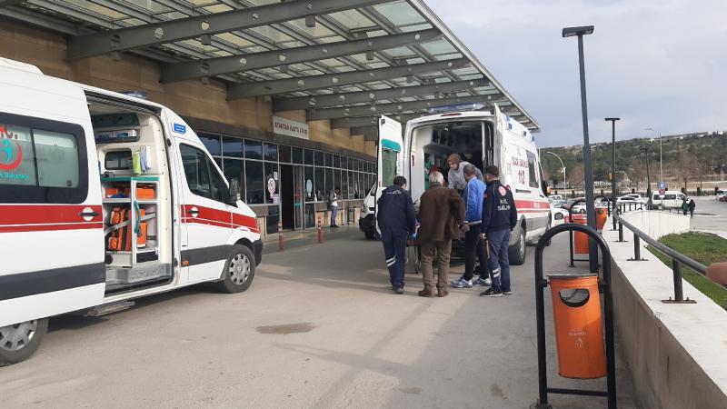 Şagirdlər qəzaya düşdü
