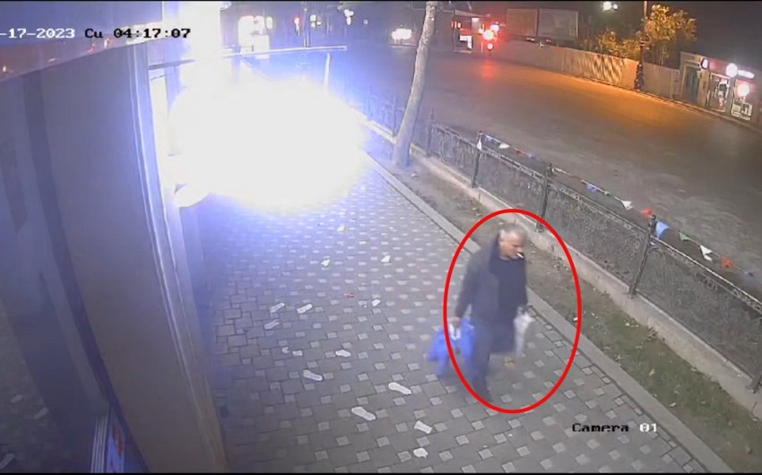 Polis yaşlı kişini görün nə üçün tutdu