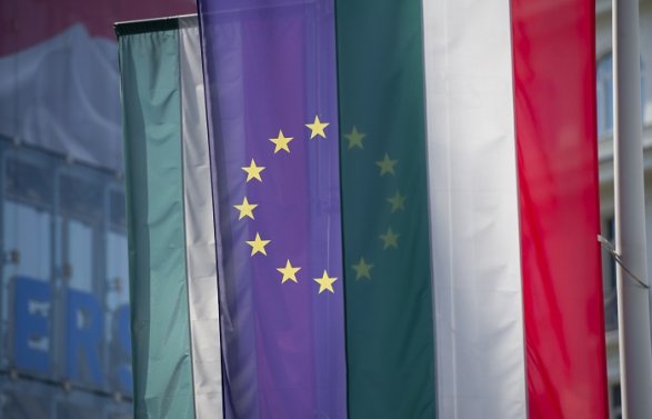 Macarıstan Avropa pullarını alacaq