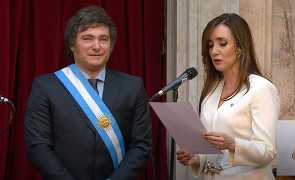 Xavyer Miley Argentina prezidenti vəzifəsinə başladı