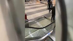 Hava limanın su basdı