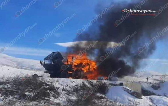 Ermənistanda rus silahları yanıb - FOTO