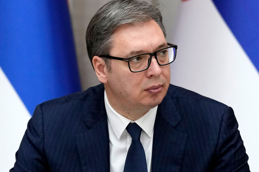 Serbiya xarici təzyiqlərə baxmayaraq müstəqil siyasətini qoruyub saxladığını elan etdi