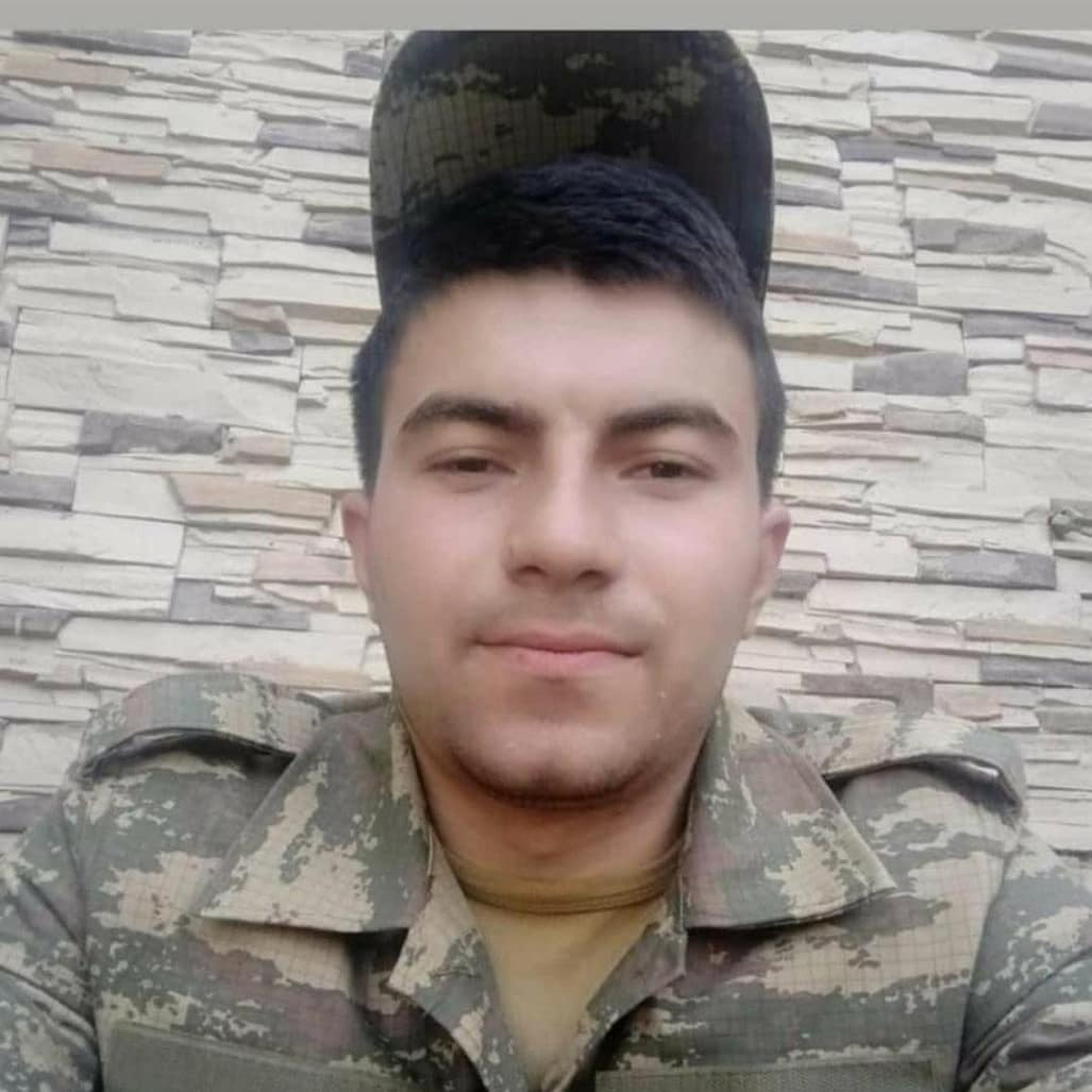 Musiqini çox sevən,atasını itirən,könüllü döyüşlərə gedib şəhid olan  evin tək oğlu   —  Bu gün doğum günüdür