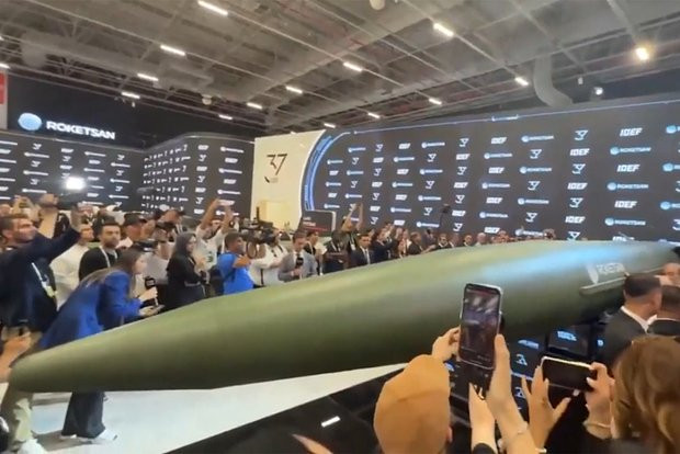 Türkiyə yeni raketini göstərdi&nbsp;