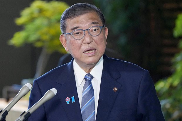 Yaponiyanın baş naziri haqqında deyilənləri TƏKZİB EDİR&nbsp;