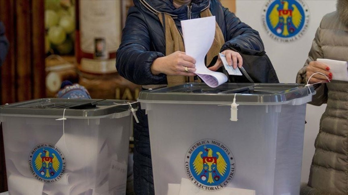 Aİ Moldovada ədalətli seçkilər üçün pul ayırır