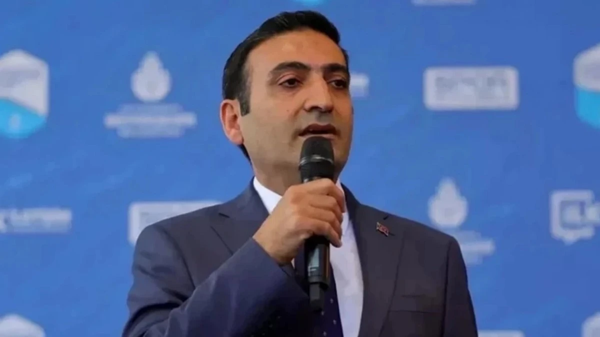 İstanbulun daha bir rayon rəhbəri həbs edilib