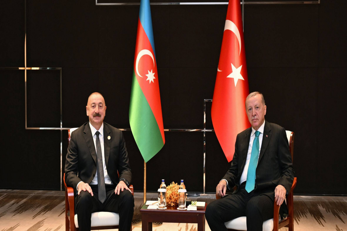 Prezident İlham Əliyevin Rəcəb Tayyib Ərdoğanla görüşü keçirilib