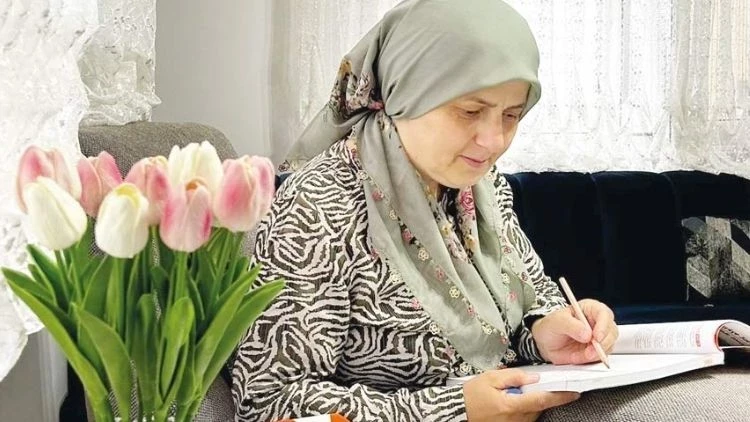 51 yaşında tələbə oldu&nbsp;