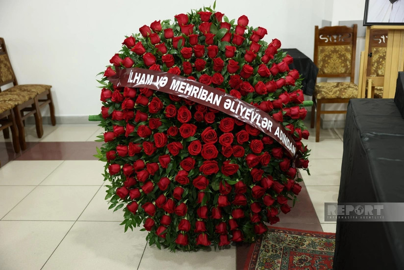 Prezident və birinci xanım Hacı Murad Yegizarovla vida mərasiminə əklil göndəriblər 