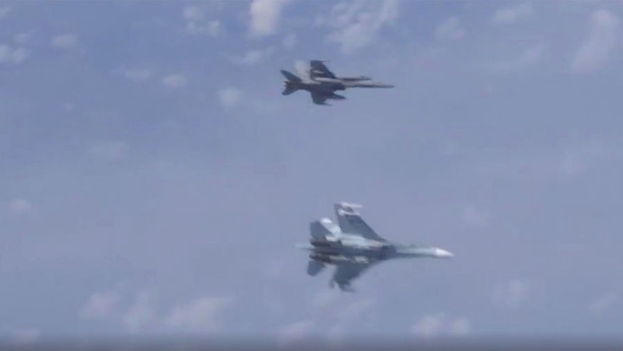 NATO təyyarələri Baltik dənizi üzərində Rusiya qırıcıları ilə üz-üzə