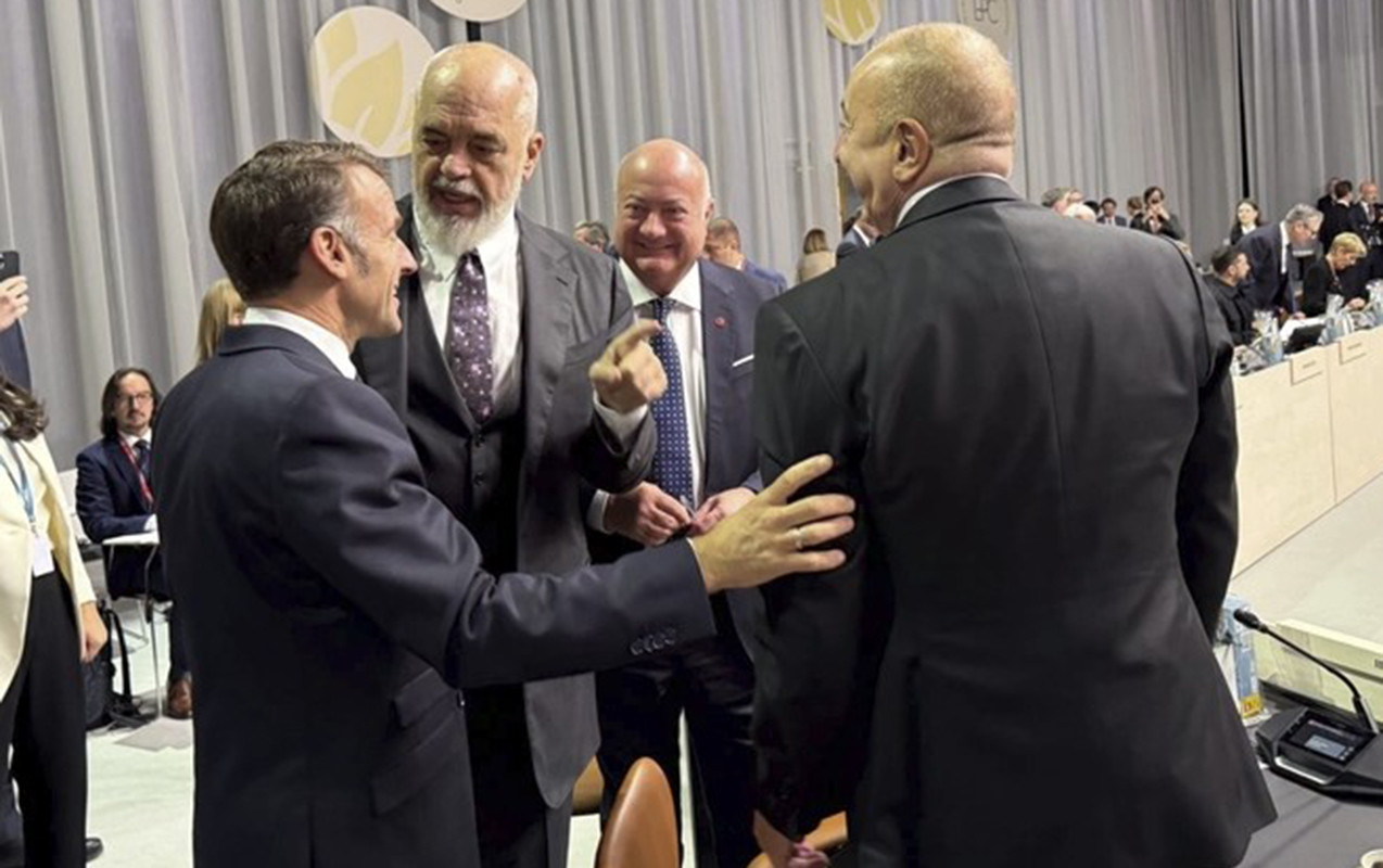 Edi Rama Makronla zarafatlaşdı - “Azərbaycanla Albaniyanı da təbrik edin”&nbsp;