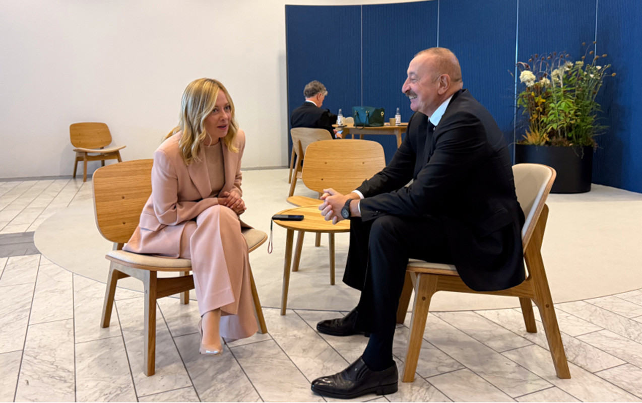 İlham Əliyev Meloni ilə görüşdü - Foto