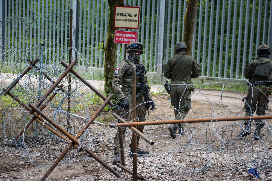 Polşada Belarusla sərhədin altında tunel aşkarlanıb