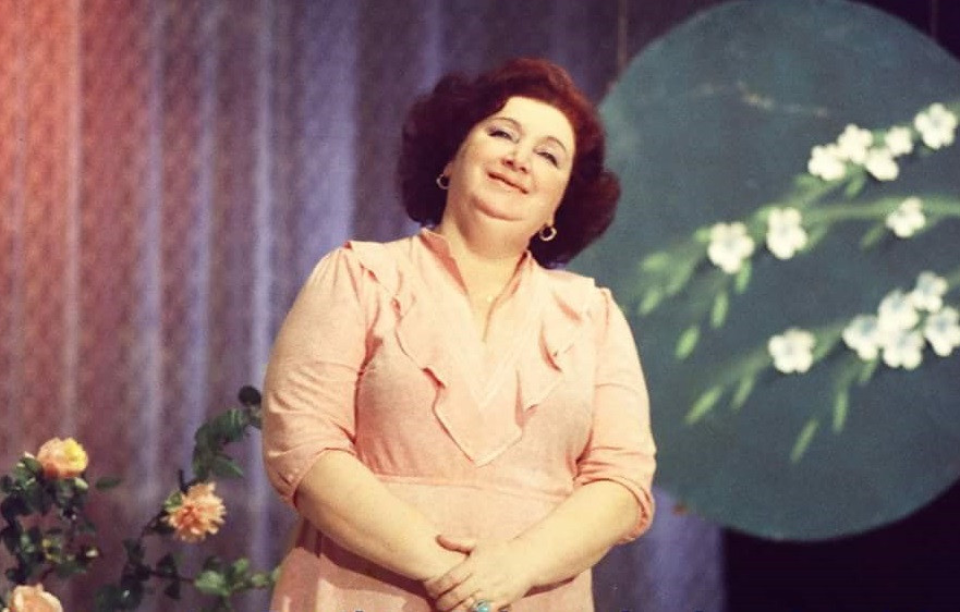 Şövkət Ələkbərovanın əri özünü niyə öldürübmüş? —&nbsp; Sənətkarın&nbsp; gizli HƏYATI +VİDEO