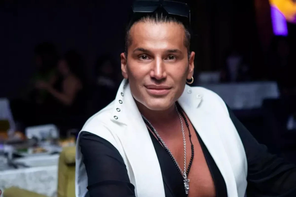 \"Dön,Qarabağ kimi,dön!\" mahnısı ilə səhnəyə qayıdan Samir Bağırov kimdir? - Hərbi xidməti,həyatı,sevgilisi...